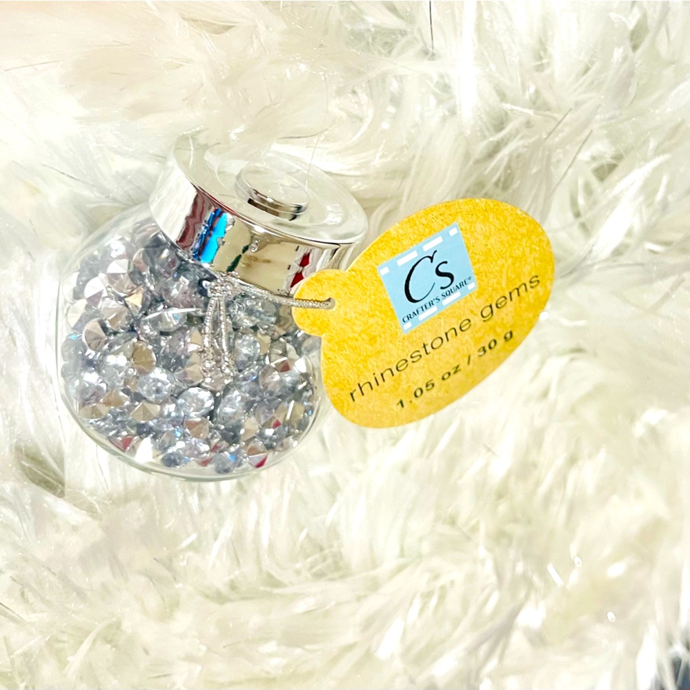 Rhinestone gems